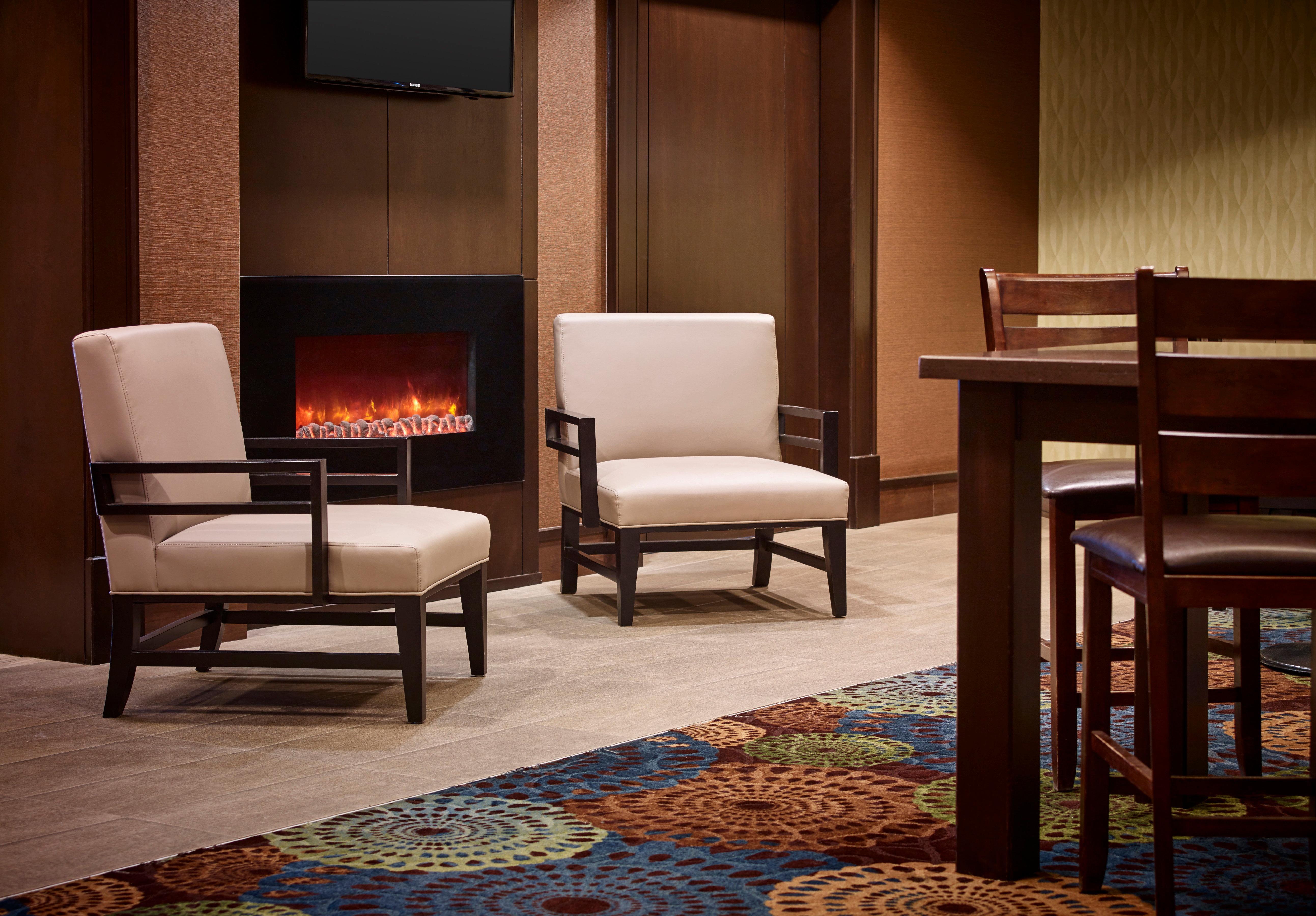 Holiday Inn Express And Suites Timmins By Ihg Eksteriør bilde