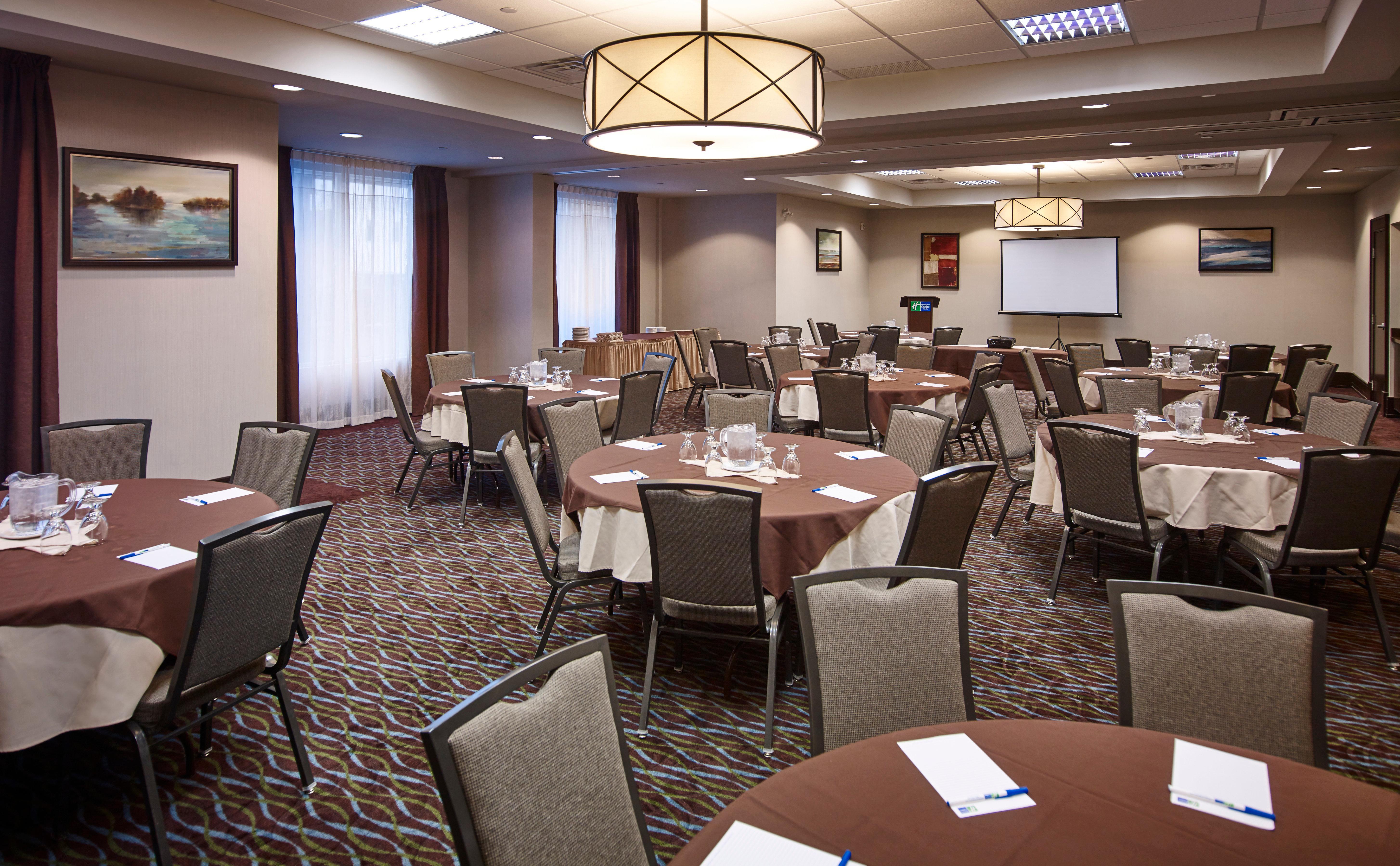 Holiday Inn Express And Suites Timmins By Ihg Eksteriør bilde