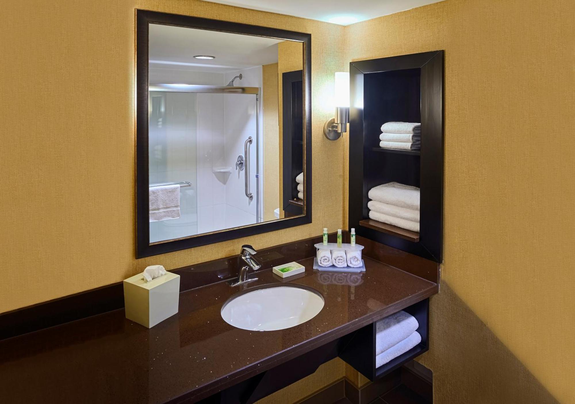 Holiday Inn Express And Suites Timmins By Ihg Eksteriør bilde